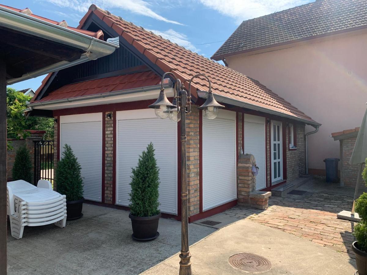 Vila Sunce Morović Exterior foto