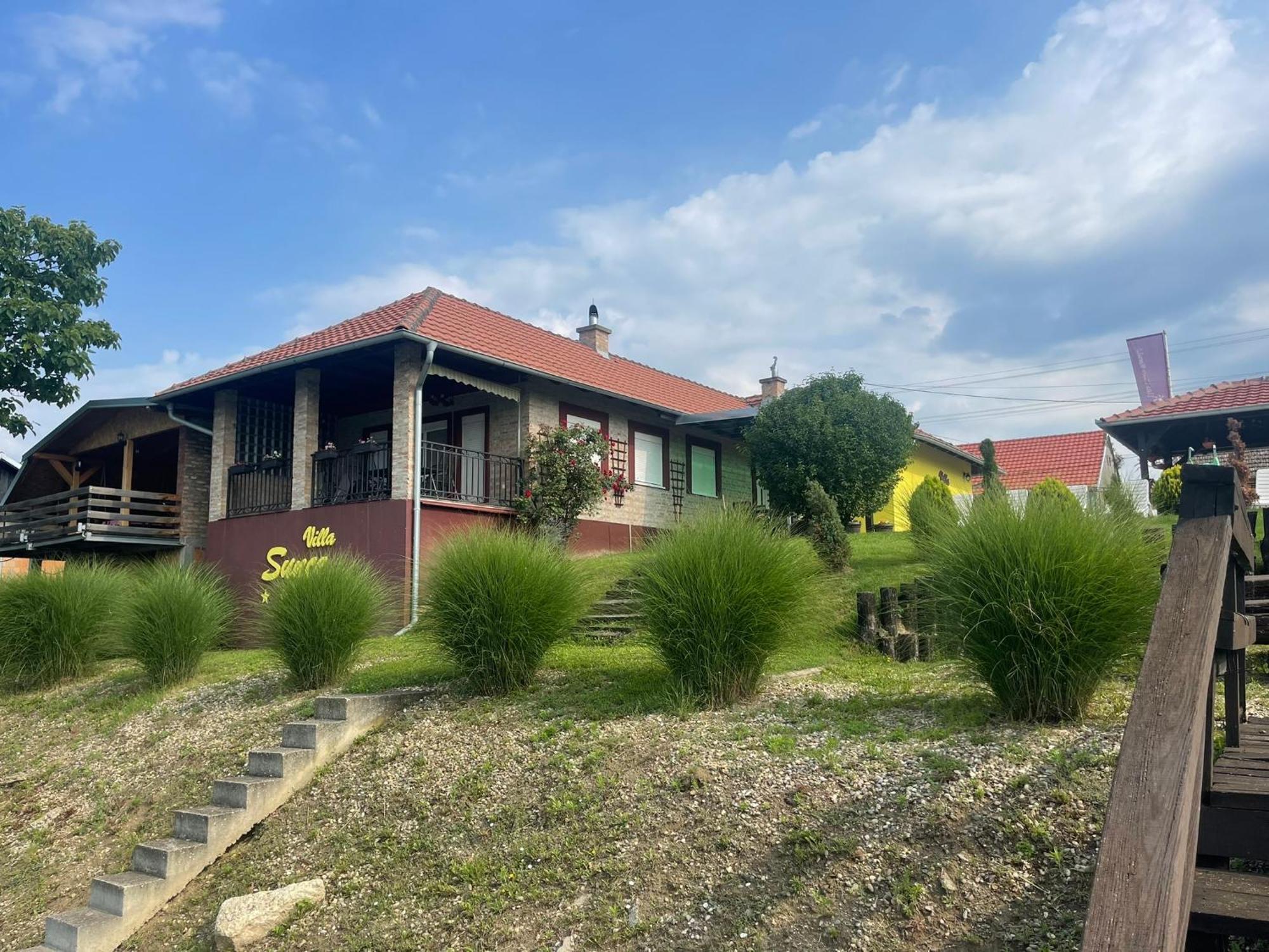 Vila Sunce Morović Exterior foto